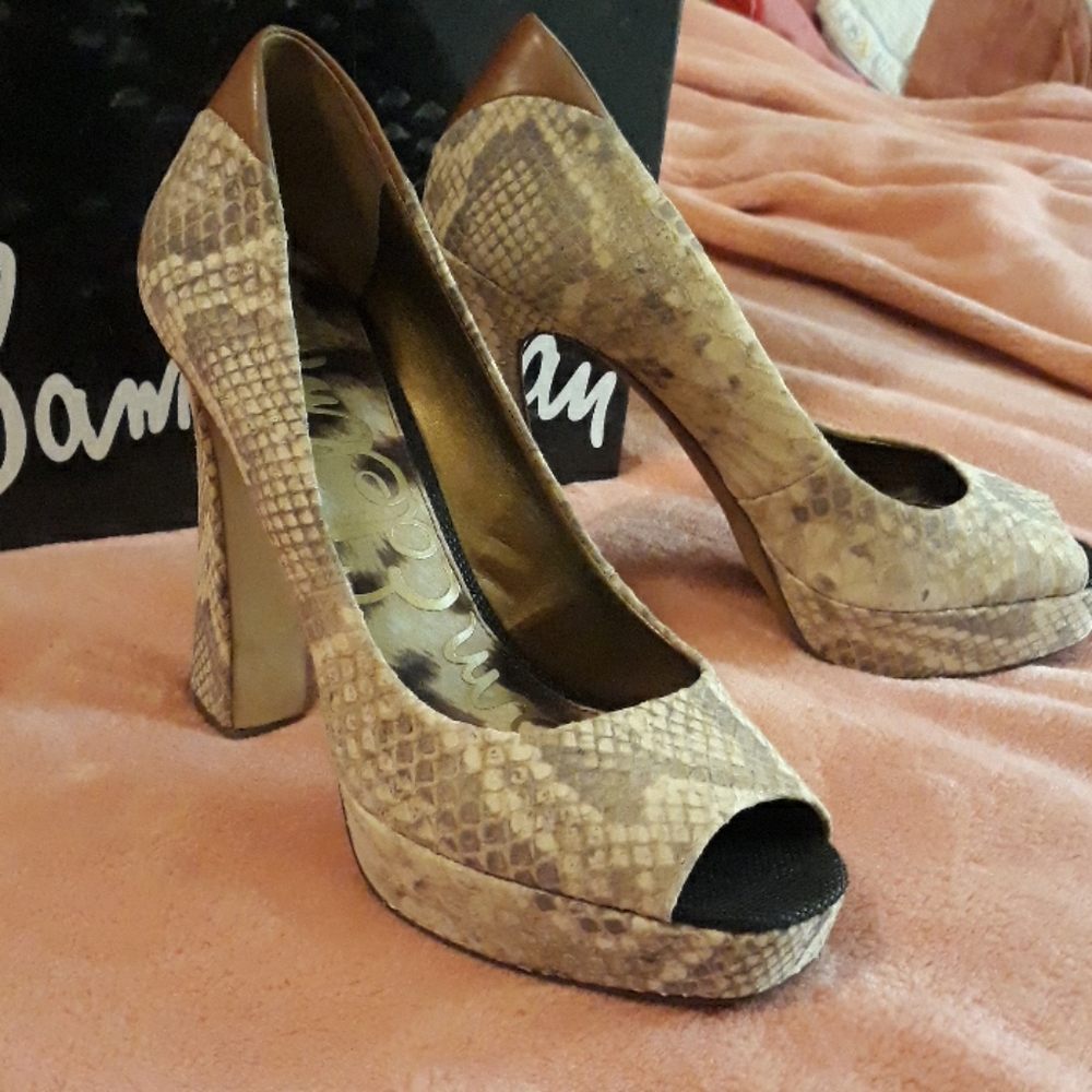 Sam Edelman peep toe heels